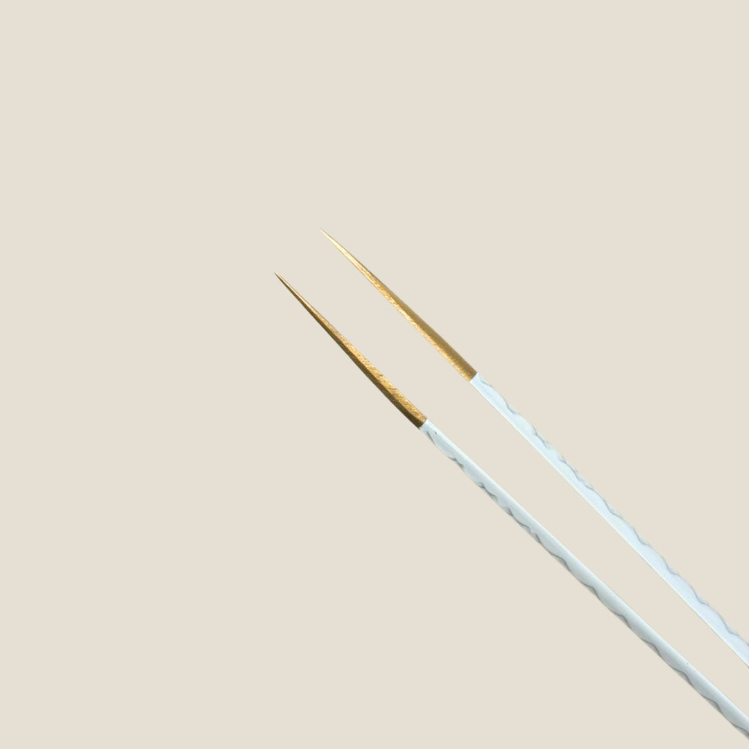 BNB Lash Tweezers
